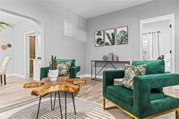 Picture of 807 E Genesee Street, Tampa, FL 33603