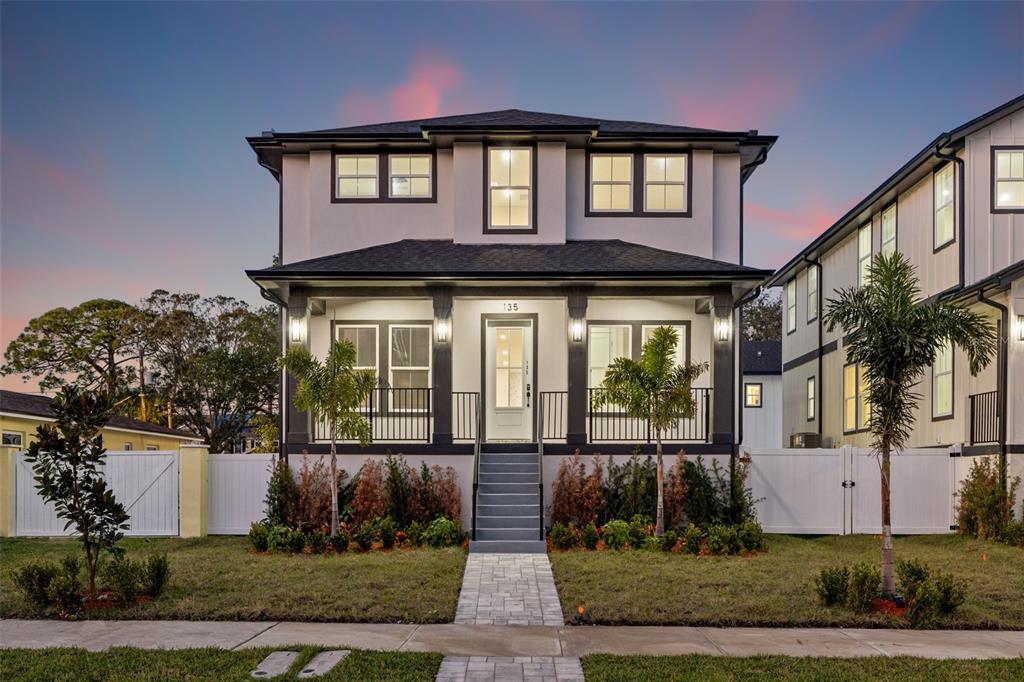 Picture of 135 48Th Avenue, St Petersburg, FL 33703