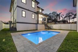 Picture of 135 48Th Avenue, St Petersburg, FL 33703