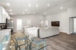 Picture of 102 Eagle Summit Drive, Ruskin, FL 33570