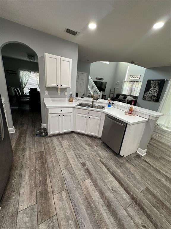 Picture of 18135 Canal Pointe Street, Tampa FL 33647