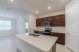 Picture of 6403 Bradford Woods Drive, Zephyrhills, FL 33542