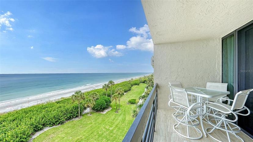 Picture of 1045 Gulf Of Mexico Drive Unit 403, Longboat Key FL 34228
