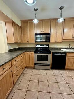 Picture of 2851 SW 32Nd Avenue Unit 12, Ocala, FL 34474