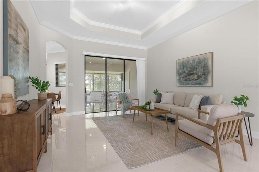 Picture of 25499 Hawks Run Ln, Sorrento FL 32776