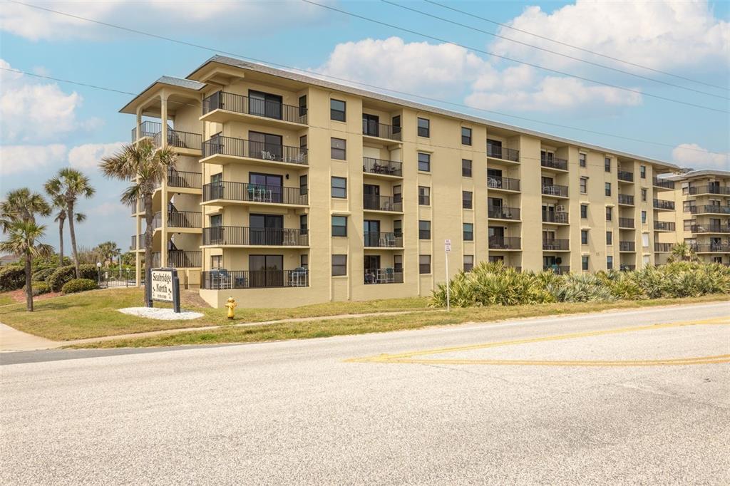 Picture of 3170 Ocean Shore Boulevard Unit 305, Ormond Beach, FL 32176
