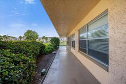 Picture of 6400 46Th Avenue N Unit 102, Kenneth City, FL 33709