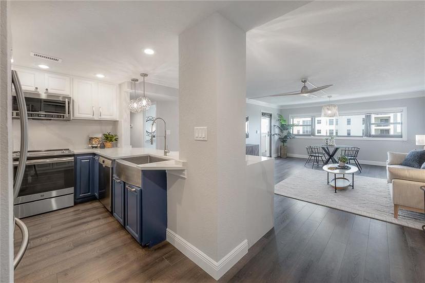 Picture of 4141 Bayshore Boulevard Unit 1003, Tampa FL 33611