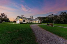 Picture of 36431 Florrie Mae Lane, Dade City, FL 33523
