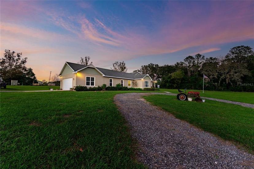 Picture of 36431 Florrie Mae Lane, Dade City FL 33523