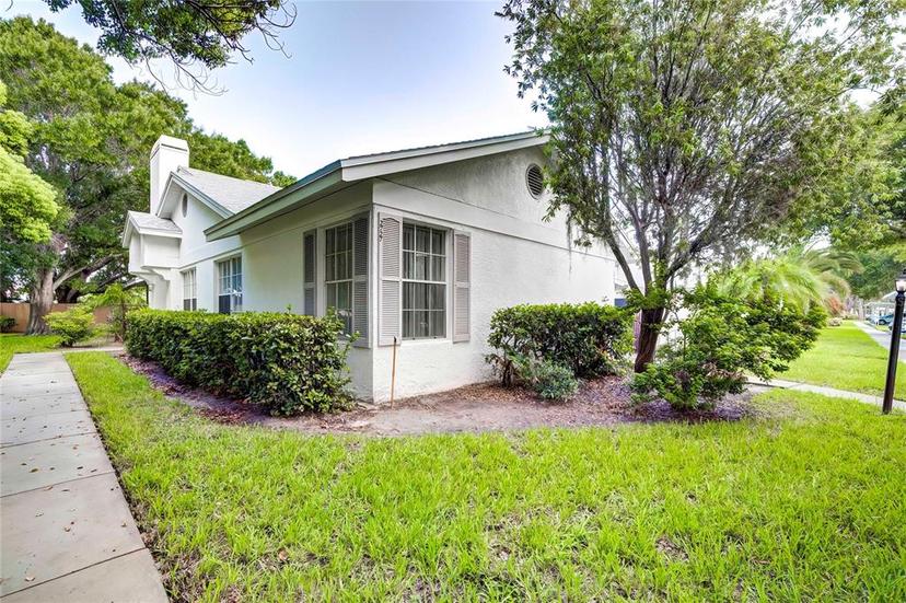 Picture of 2727 Featherstone Drive Unit 2727, Holiday FL 34691