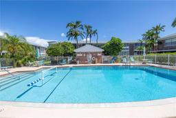 Picture of 4115 34Th Way S Unit 195, St Petersburg, FL 33711