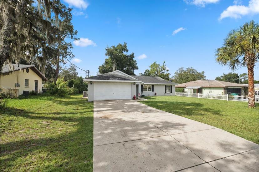 Picture of 1221 Emerson Street, Inverness FL 34450