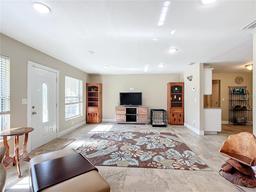 Picture of 556 NW 9Th Avenue, Crystal River, FL 34428