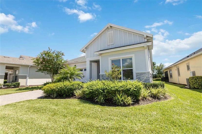 Picture of 5006 Sunfalls Avenue, Saint Cloud FL 34772