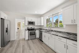 Picture of 850 Mandalay Avenue, Clearwater Beach, FL 33767