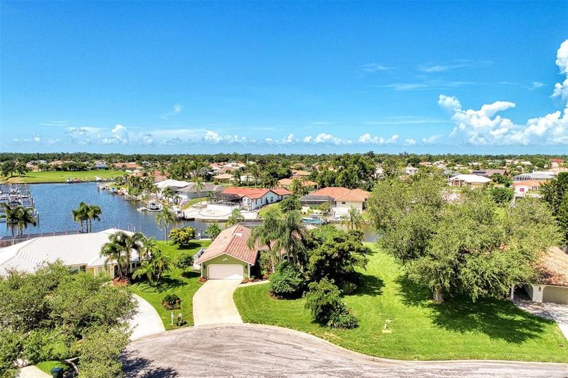 Picture of 42 Waterford Drive, Englewood FL 34223
