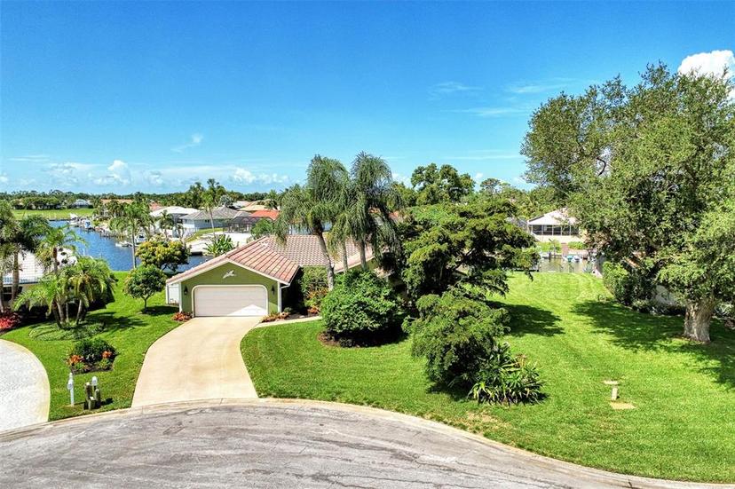 Picture of 42 Waterford Drive, Englewood FL 34223