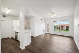 Picture of 5536 Metrowest Boulevard Unit 8-304, Orlando, FL 32811