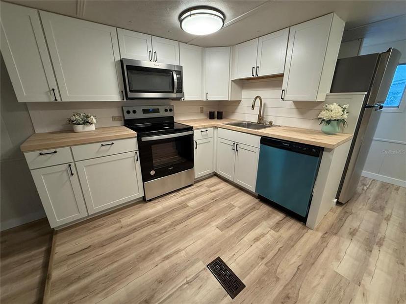 Picture of 3118 Dorothy Place, Ellenton FL 34222