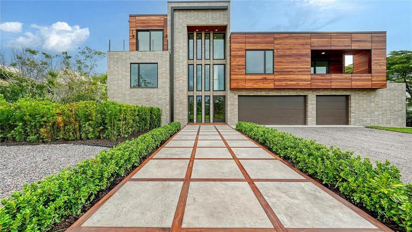 Picture of 2945 Pyrula Drive, Longboat Key FL 34228