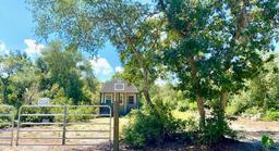 Picture of 15898 NE 236Th Lane, Fort Mc Coy, FL 32134