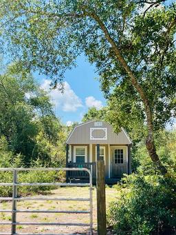 Picture of 15898 NE 236Th Lane, Fort Mc Coy, FL 32134