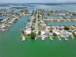 Picture of 11600 7Th Street E, Treasure Island, FL 33706
