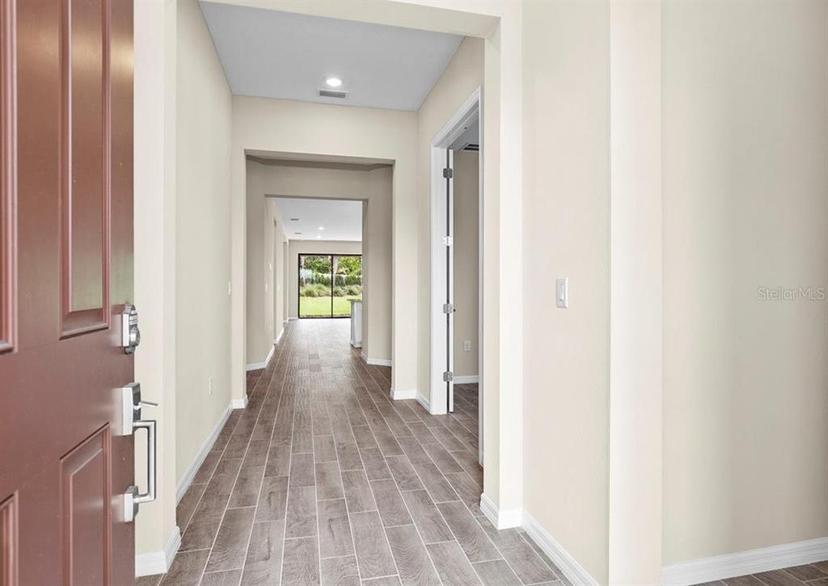 Picture of 9292 Tequila Sunrise Dr, Sarasota FL 34241