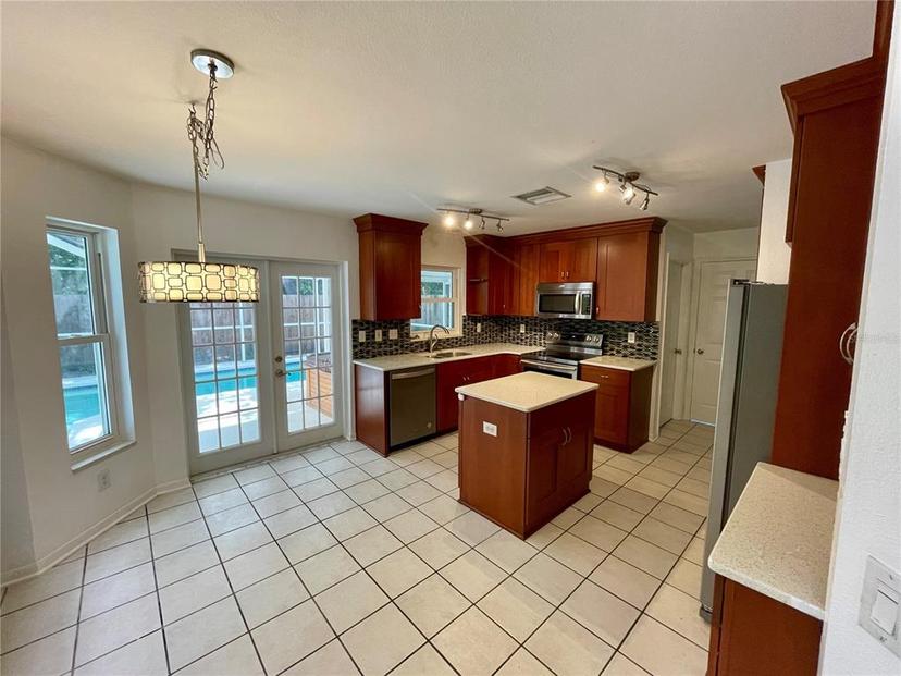 Picture of 4031 Quail Briar Drive, Valrico FL 33596