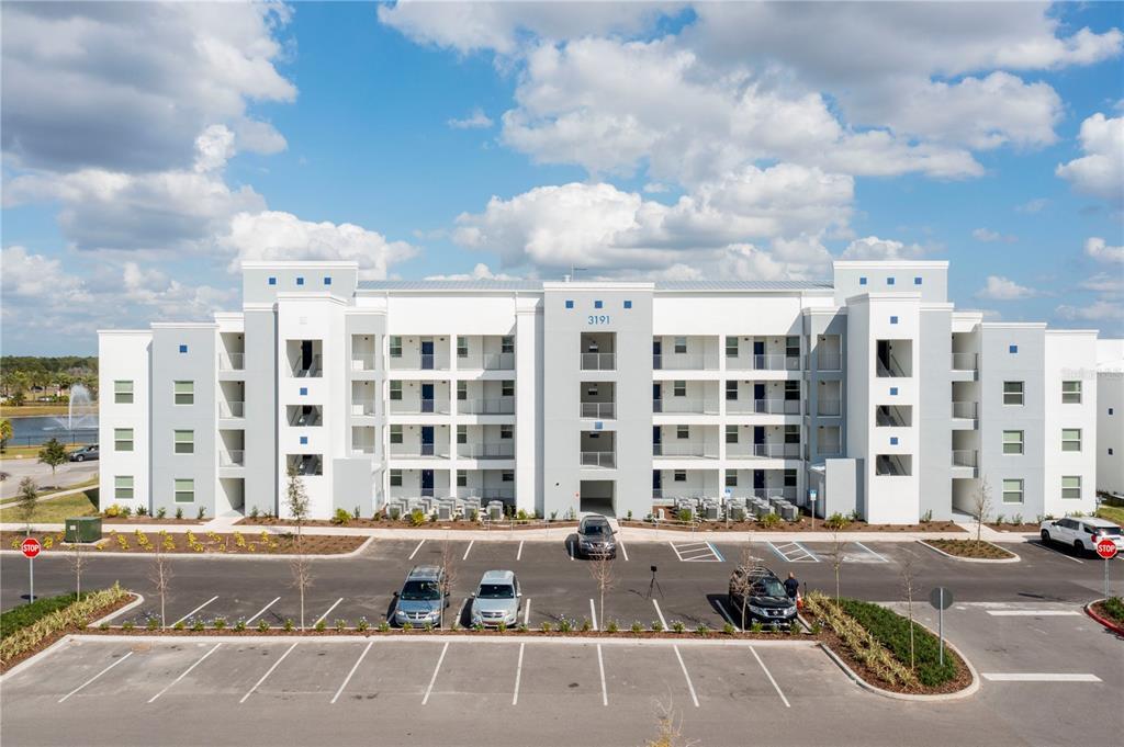 Picture of 3191 Paradox Circle Unit 102, Kissimmee, FL 34746