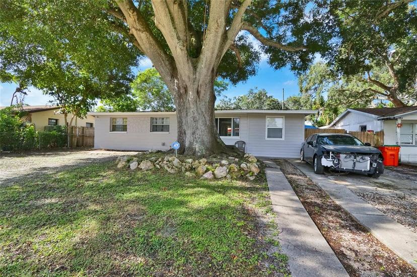 Picture of 8996 Southern Comfort, Largo FL 33773