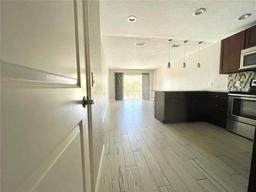 Picture of 1860 Massachusetts Avenue Ne Unit 214, St Petersburg, FL 33703
