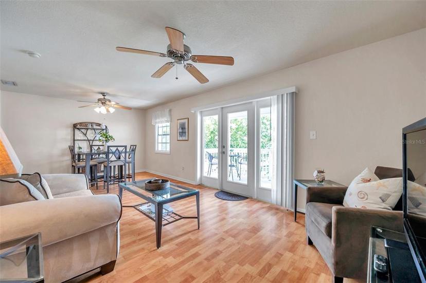 Picture of 5157 Beach Drive Se Unit C, St Petersburg FL 33705