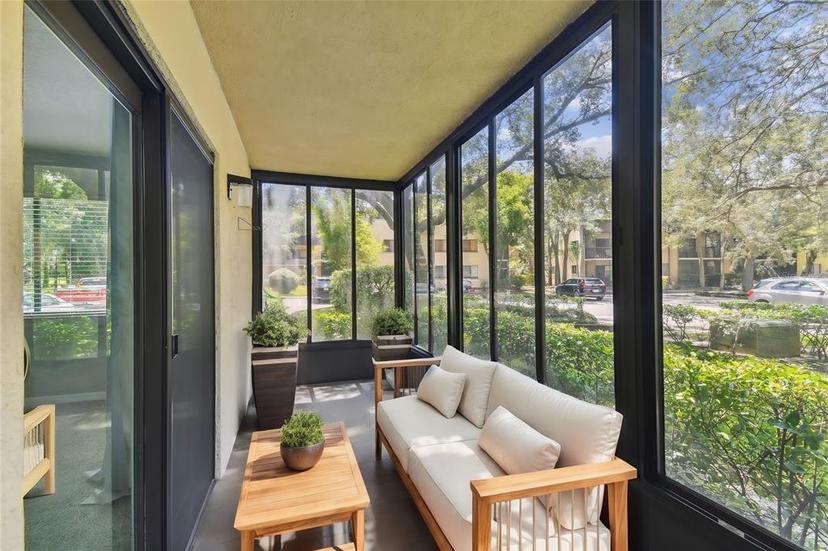 Picture of 11812 Raintree Lake Lane Unit B, Tampa FL 33617