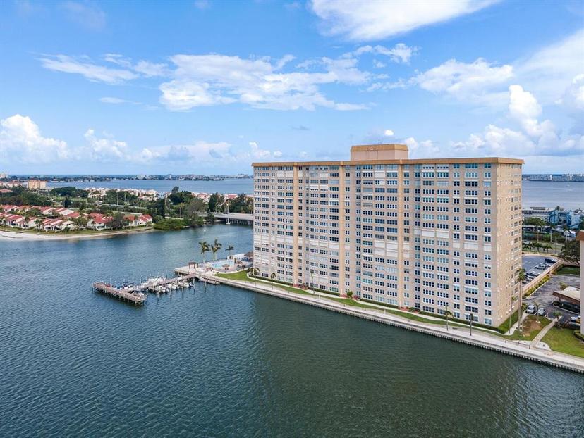 Picture of 5200 Brittany Drive S Unit 602, St Petersburg FL 33715