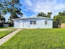 Picture of 8495 Cristobal Avenue, North Port, FL 34287