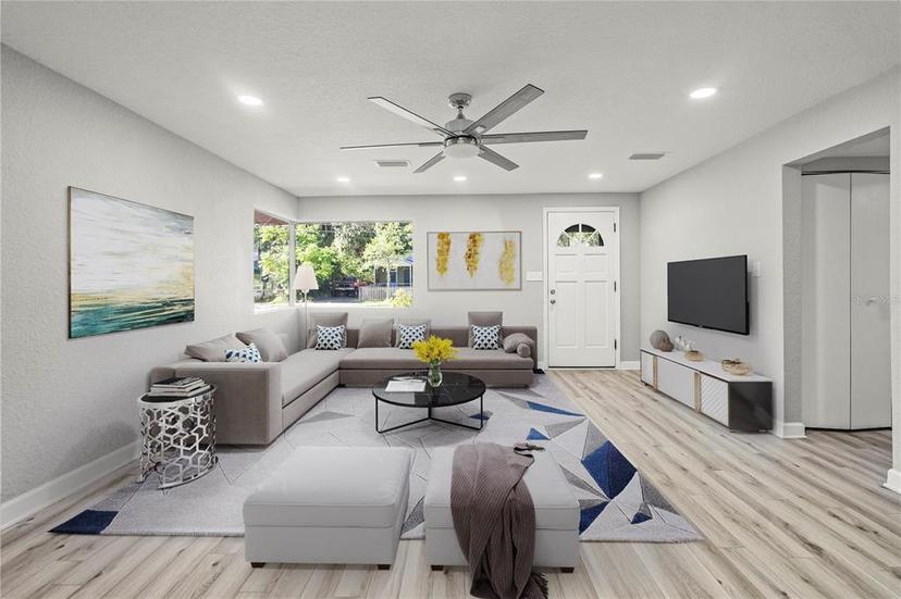 Picture of 1022 NE 8Th Avenue, Gainesville FL 32601