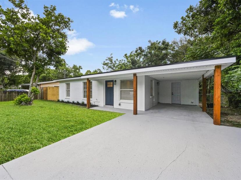 Picture of 8614 Tupelo Drive, Tampa FL 33637