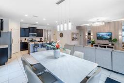 Picture of 6047 Broad Oak Drive, Davenport, FL 33837