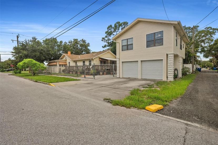 Picture of 1501 28Th Avenue N, St Petersburg FL 33704