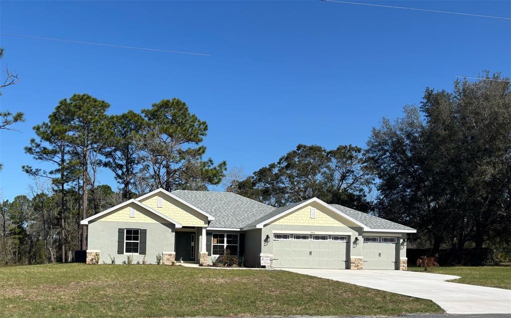 Picture of 2400 W Tall Oaks Drive, Beverly Hills, FL 34465