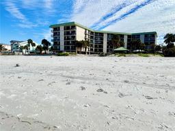 Picture of 2618 Gulf Boulevard Unit 505, Indian Rocks Beach, FL 33785