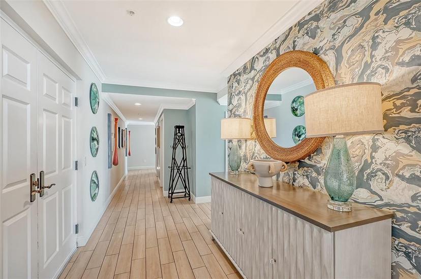 Picture of 800 N Tamiami Trail Unit 1817, Sarasota FL 34236