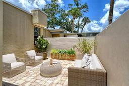 Picture of 2517 Glebe Farm Close Unit H-2, Sarasota, FL 34235