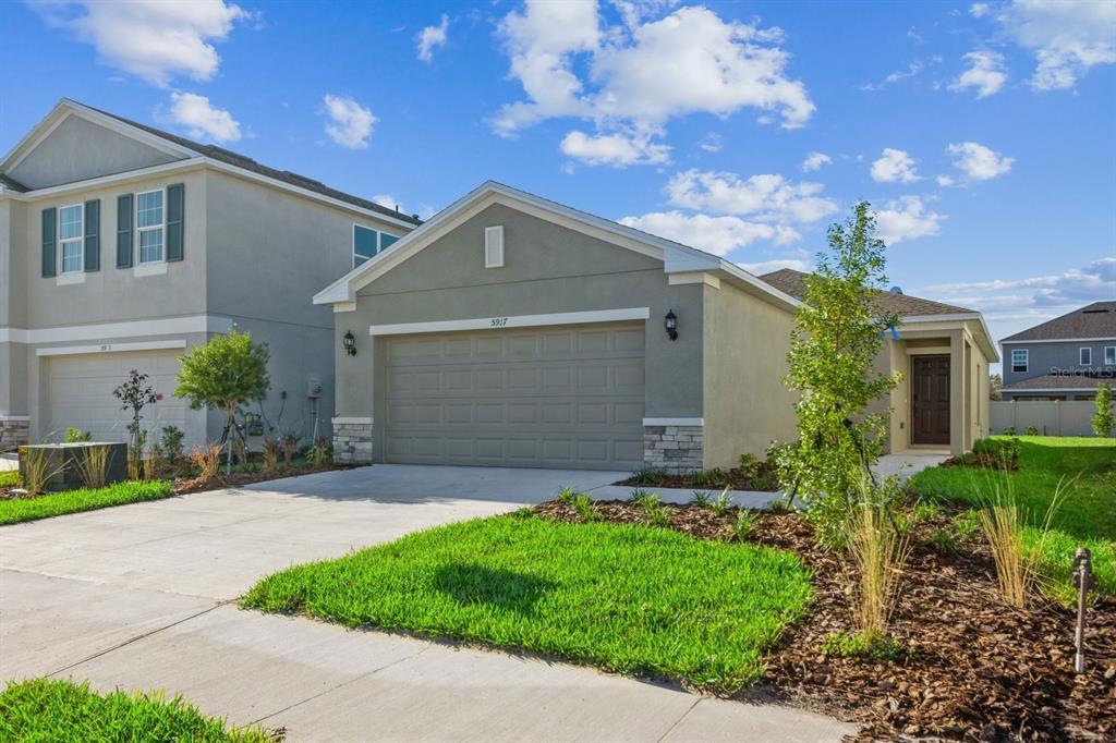 Picture of 5917 Laurelcrest Glen, Palmetto, FL 34221