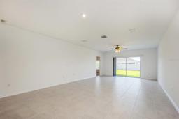 Picture of 5917 Laurelcrest Glen, Palmetto, FL 34221