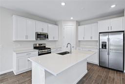 Picture of 5943 Jensen View Avenue, Apollo Beach, FL 33572