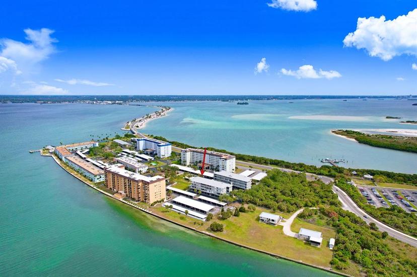 Picture of 7 Island Park Place Unit 304, Dunedin FL 34698