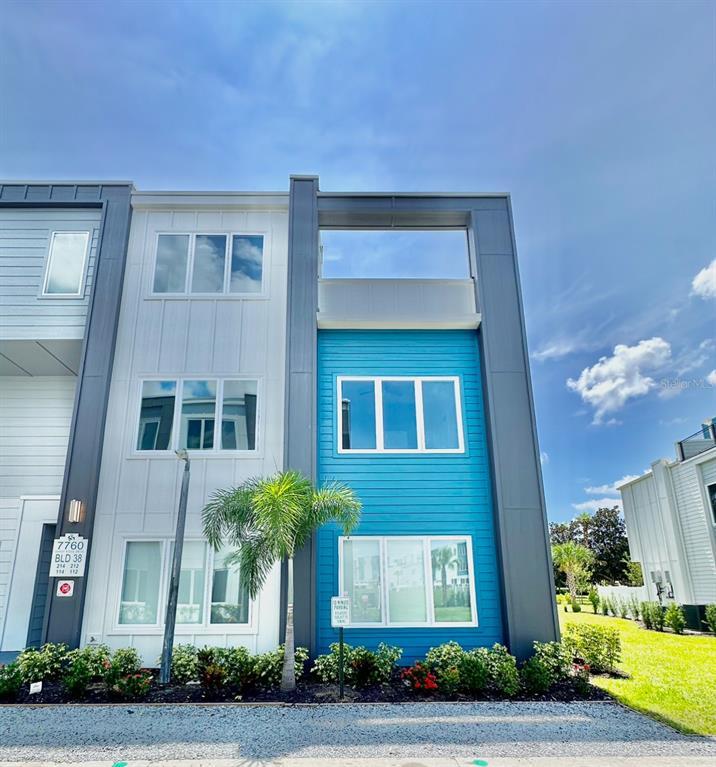 Picture of 7760 Sandy Ridge Drive Unit 214, Kissimmee, FL 34747
